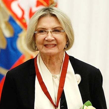Alla Demidova