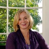 Anne Carlisle