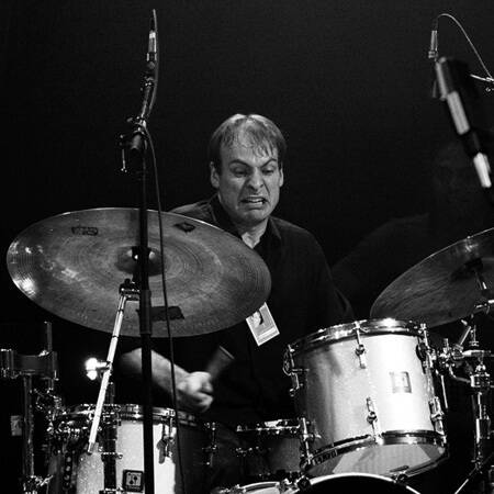 Ari Hoenig