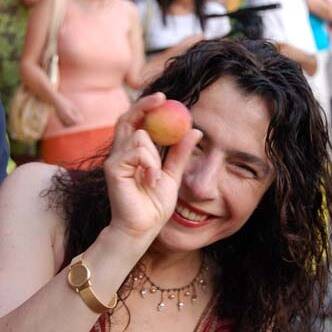 Arsinée Khanjian