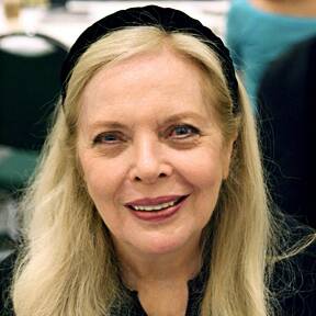 Barbara Bain