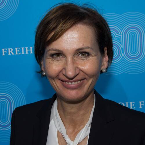 Bettina Stark-Watzinger