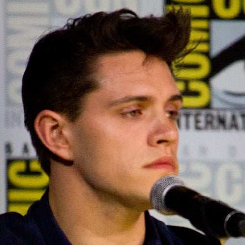Casey Cott