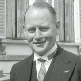 Dirk Stikker
