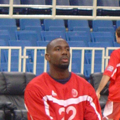 Dustin Hogue