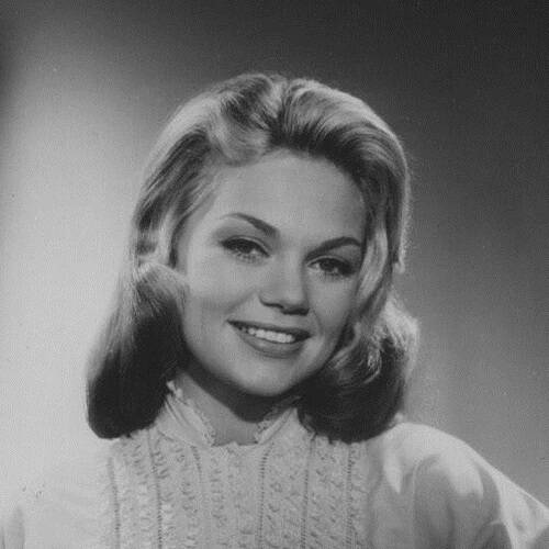 Dyan Cannon