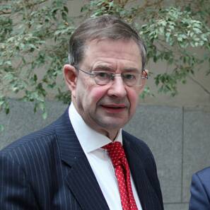 Éamon Ó Cuív