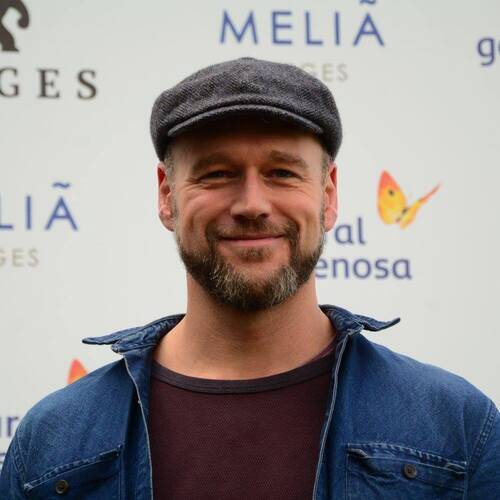 Elliot Cowan