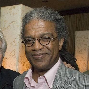 Elvis Mitchell