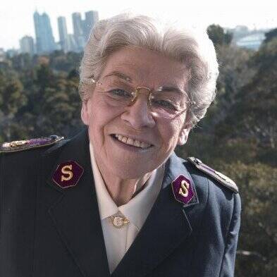 Eva Burrows