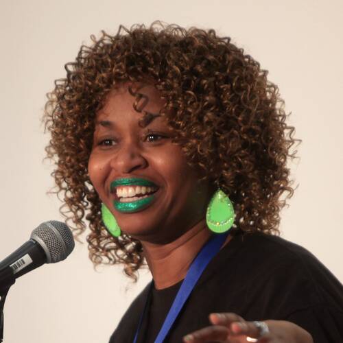 GloZell Green