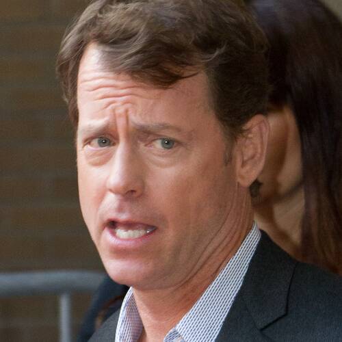 Greg Kinnear