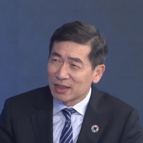 Haoliang Xu