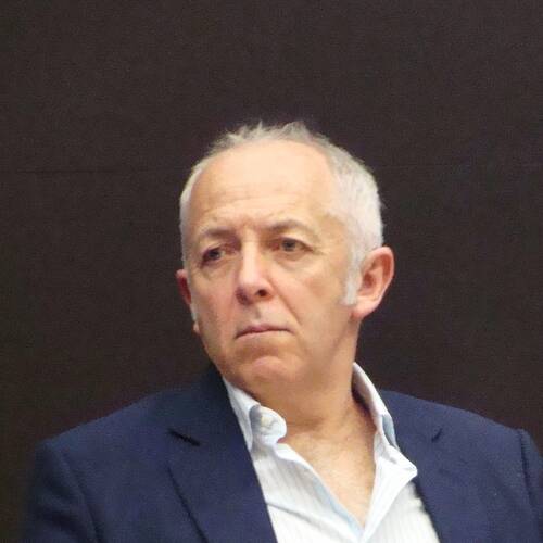 Jeremy Bowen