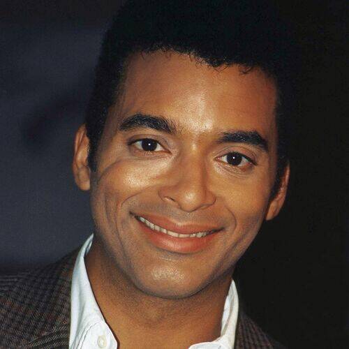 Jon Secada