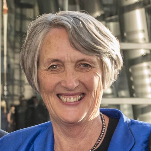 Kate Dewes
