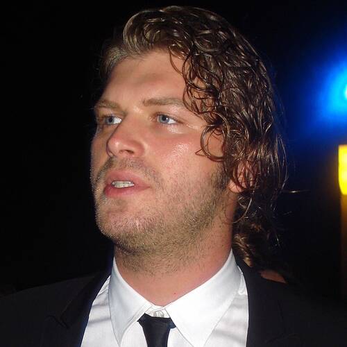 Kıvanç Tatlıtuğ