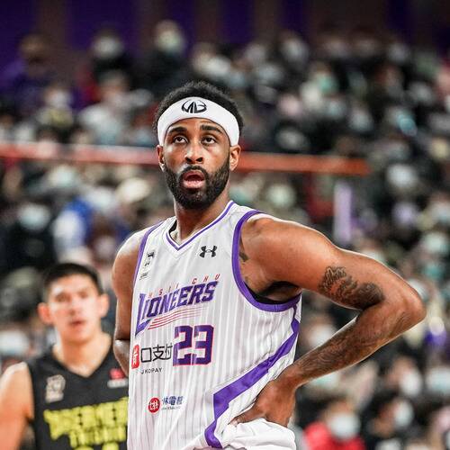 LaDontae Henton