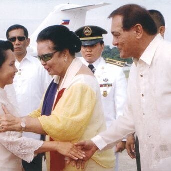 Maria Clara Lobregat