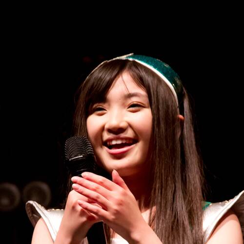 Momoka Ariyasu