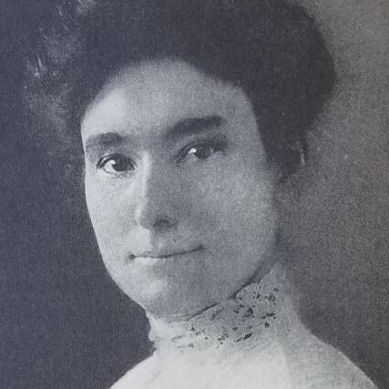 Pauline Van de Graaf Orr