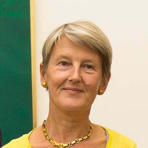 Penelope Curtis
