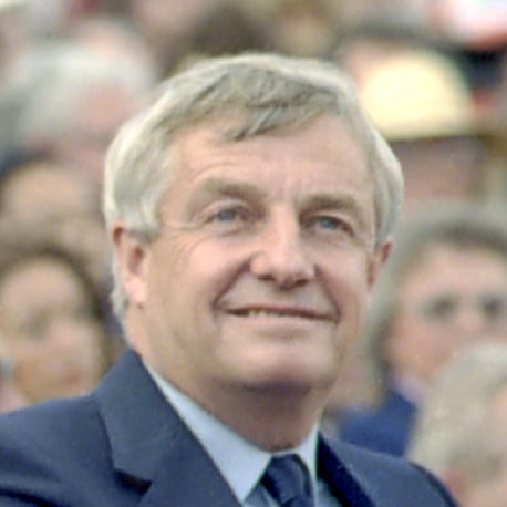 Peter Lougheed