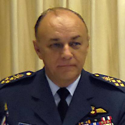 Ray Henault