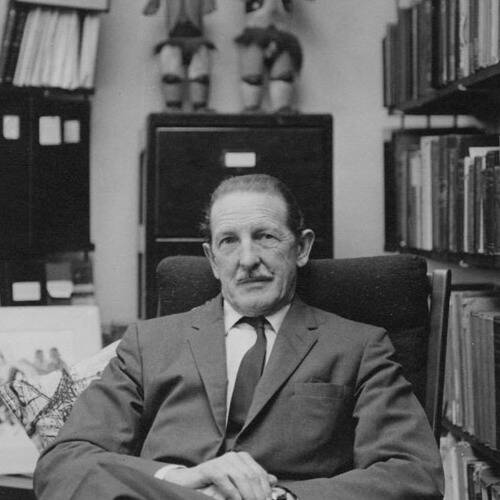 Raymond Firth
