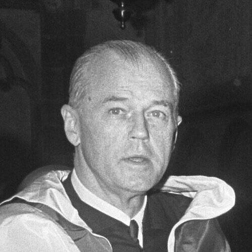 Robert J. Van de Graaff