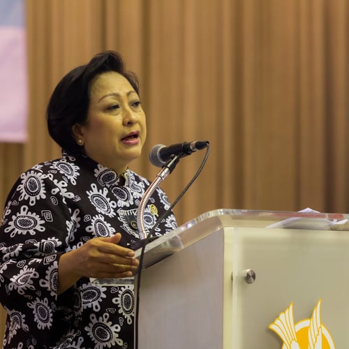 Sri Adiningsih