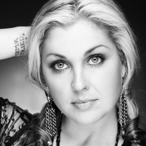 Sunny Sweeney