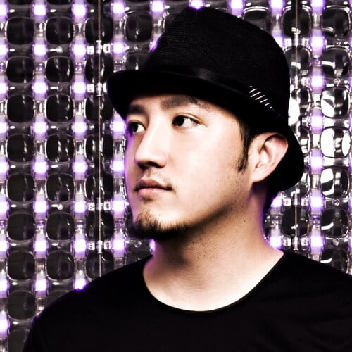 Teddy Lo
