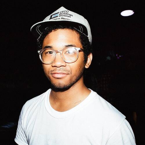 Toro y Moi