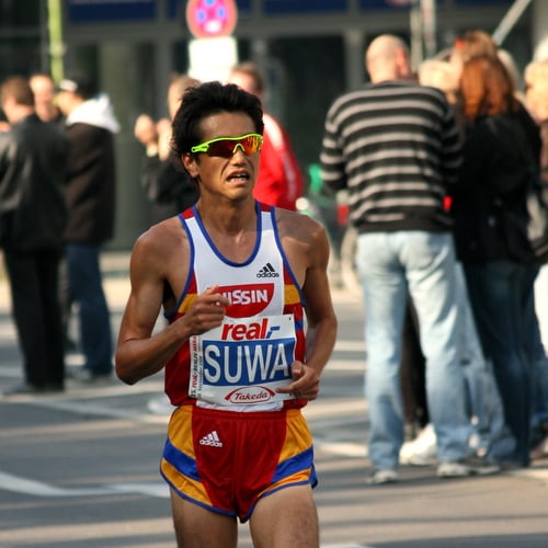 Toshinari Suwa