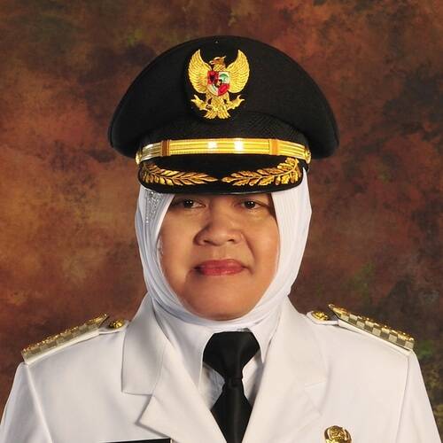 Tri Rismaharini