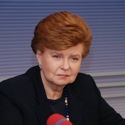 Vaira Vīķe-Freiberga