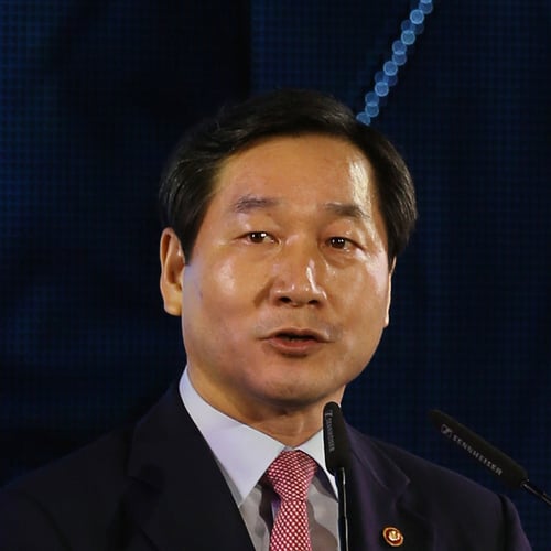 Paul Yoo