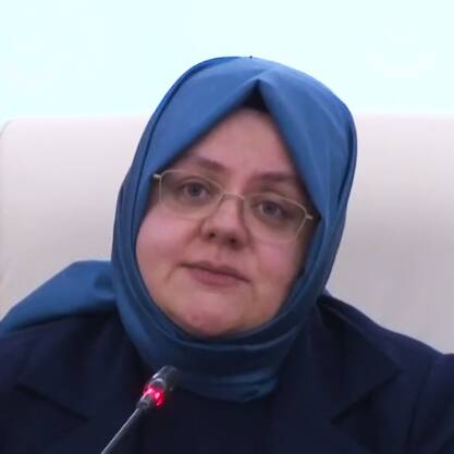 Zehra Zümrüt Selçuk